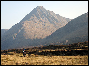 On the ride out from Carn Ban, with one of the better routes up Seana Bhraigh in the background
